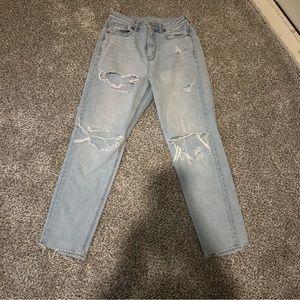 American Eagle mom jeans